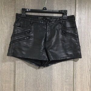 GUESS Women's High Waist Black Shorts